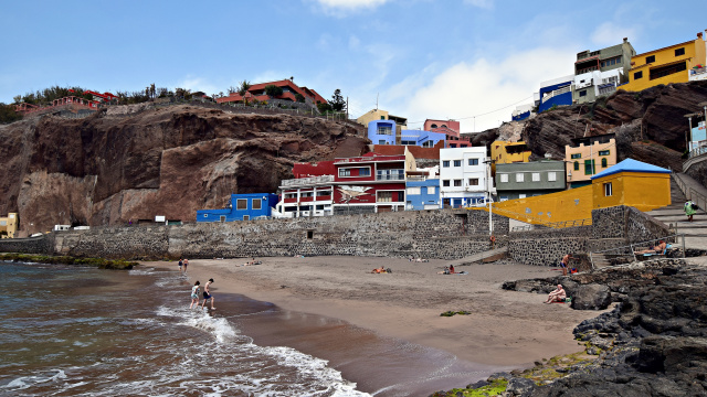 Sardina del Norte Beach